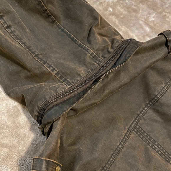 Guess Distressed Leather Flannel Lined Jacket Size Medium - Picture 4 of 10